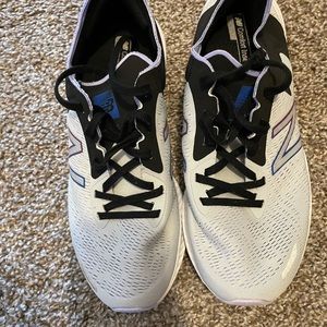 Women’s New Balance Tennis Shoes